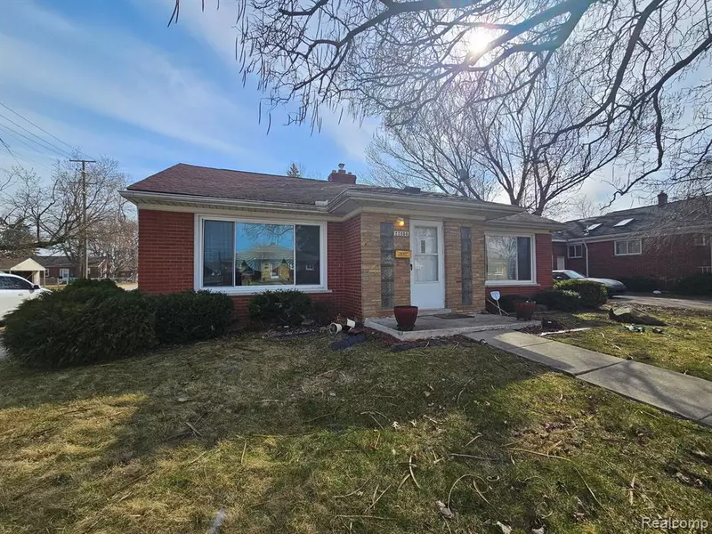 22858 RAUSCH Avenue, Eastpointe, MI 48021