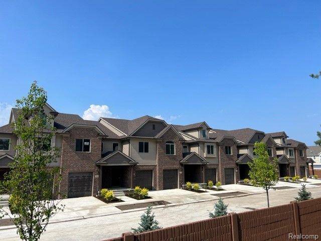 Sterling Heights, MI 48314,4114 SECLUDED PINES DR