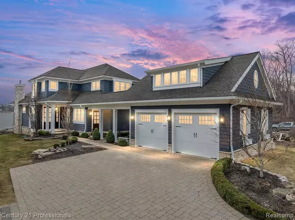 White Lake, MI,10667 CASTLEWOOD Drive