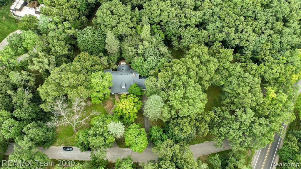 Franklin, MI 48025,31040 WOODSIDE Drive