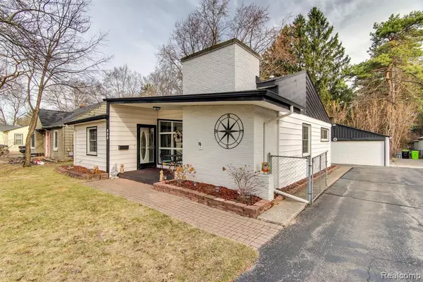 Fenton, MI 48430,600 NORTH Road