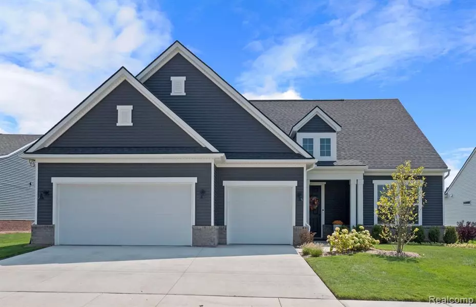 4145 Dogwood Drive, Milford, MI 48381
