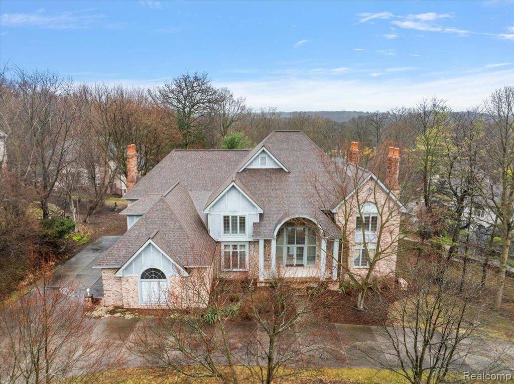 Rochester Hills, MI 48306,1632 Scenic Hollow Drive
