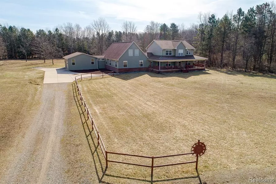 4795 Little Cedar Creek Drive, Attica, MI 48412