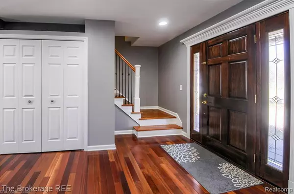 Flushing, MI 48433,2486 RUSHBROOK Drive