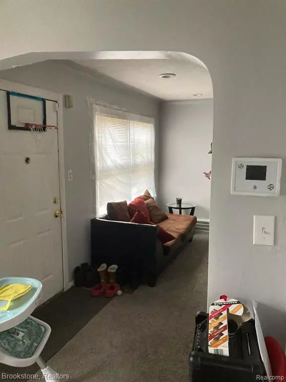 Detroit, MI 48235,18435 WINTHROP Street