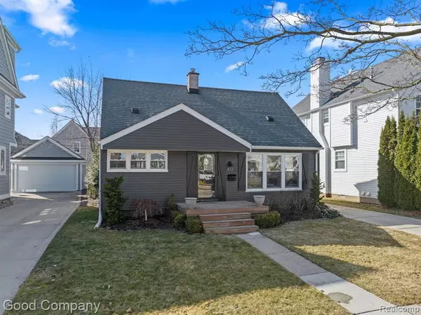 Birmingham, MI 48009,472 BENNAVILLE Avenue