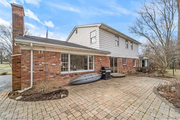 Farmington Hills, MI 48336,24900 Glen Orchard Drive