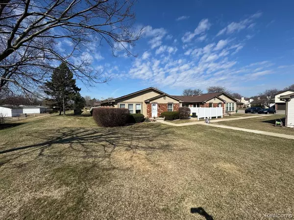 Troy, MI 48083,2774 Roundtree Drive