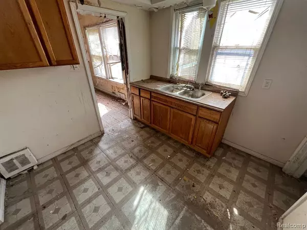 Detroit, MI 48204,5374 SPOKANE Street