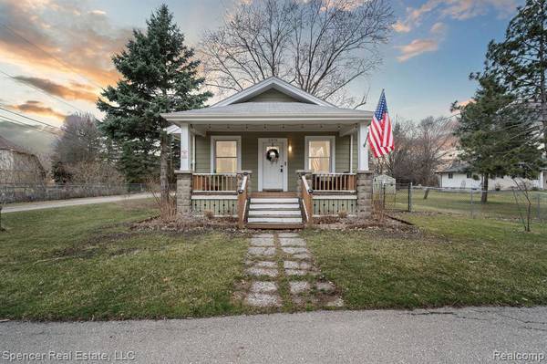 2370 S Livernois Road, Rochester Hills, MI 48307