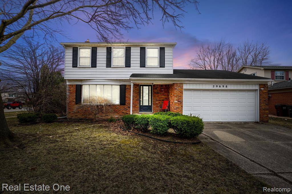 20698 COACHWOOD Road, Riverview, MI 48193