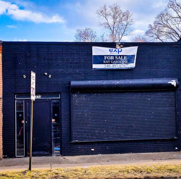 12434 E 7 MILE Road, Detroit, MI 48205