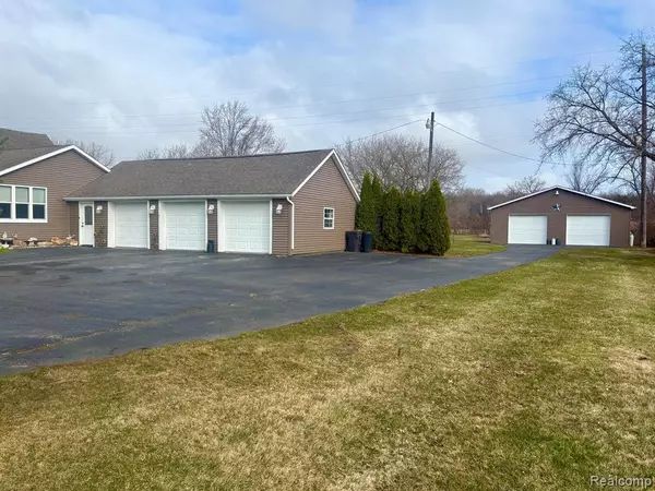 Fort Gratiot, MI 48059,3800 N RIVER Road