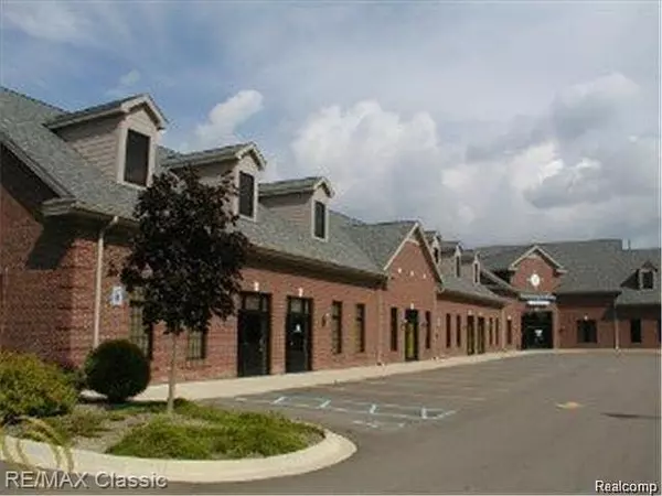 Highland, MI,672 N MILFORD RD Road