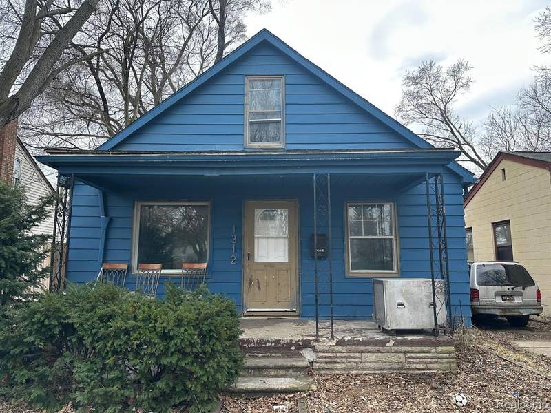 1312 E GRANET Avenue, Hazel Park, MI 48030