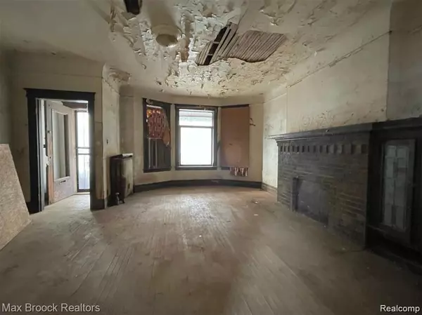 Detroit, MI 48202,21 MARSTON Street