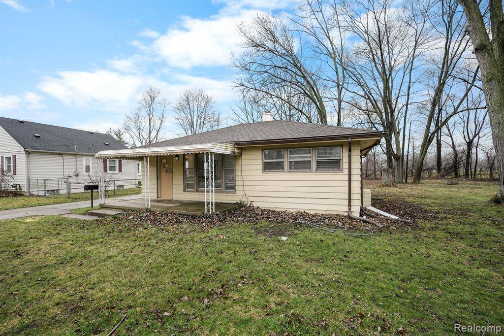 Warren, MI 48093,27555 GILBERT Drive