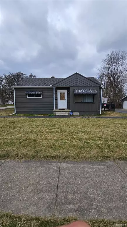 Flint, MI 48532,1412 S BALLENGER Highway