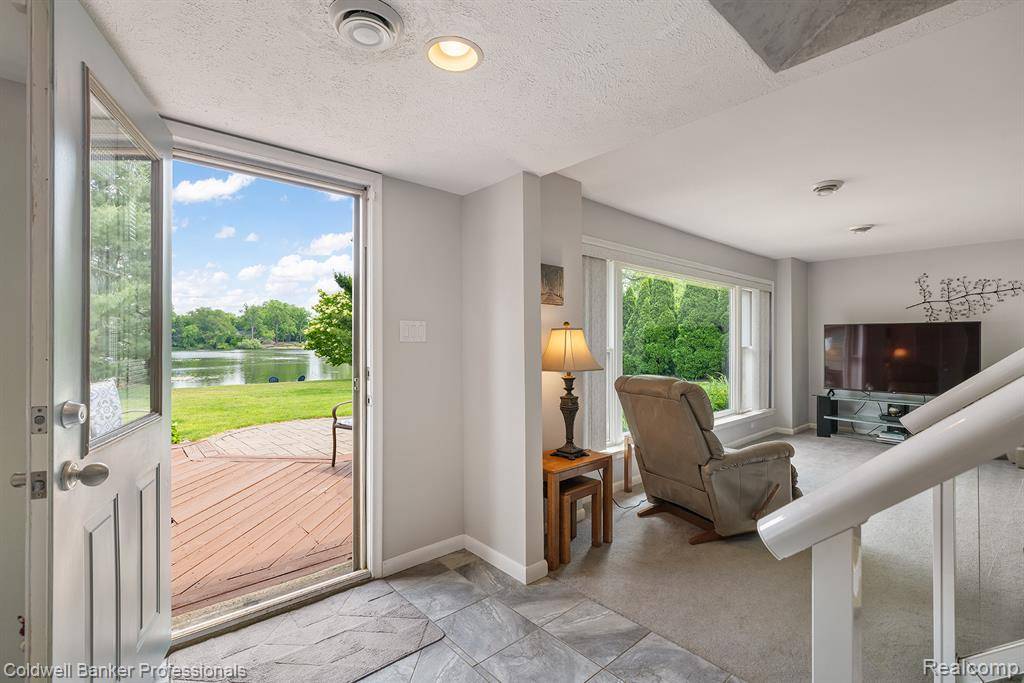 White Lake, MI 48383,3093 RIPPLE Way