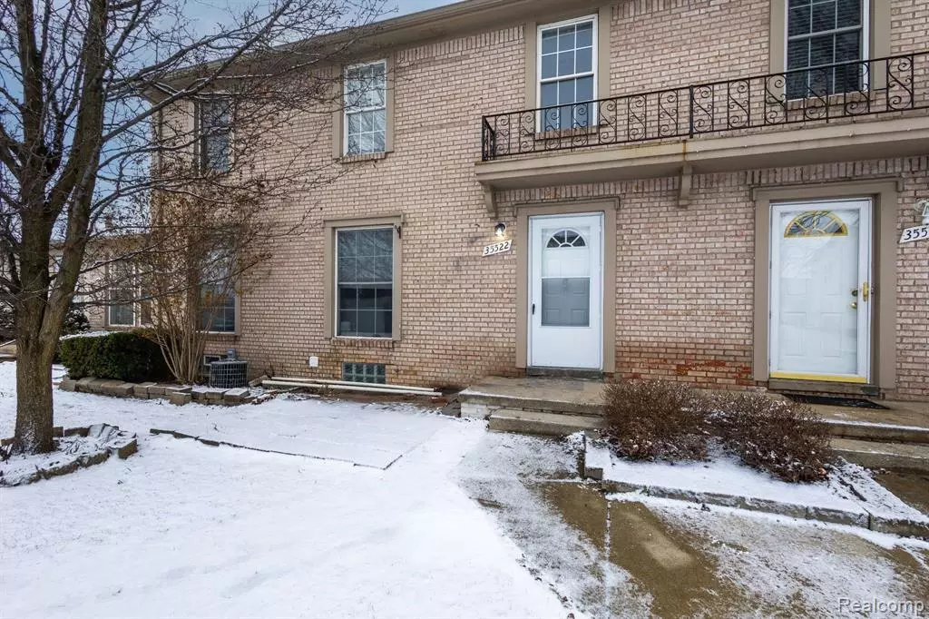 Sterling Heights, MI 48312,35522 TOWNLEY Drive