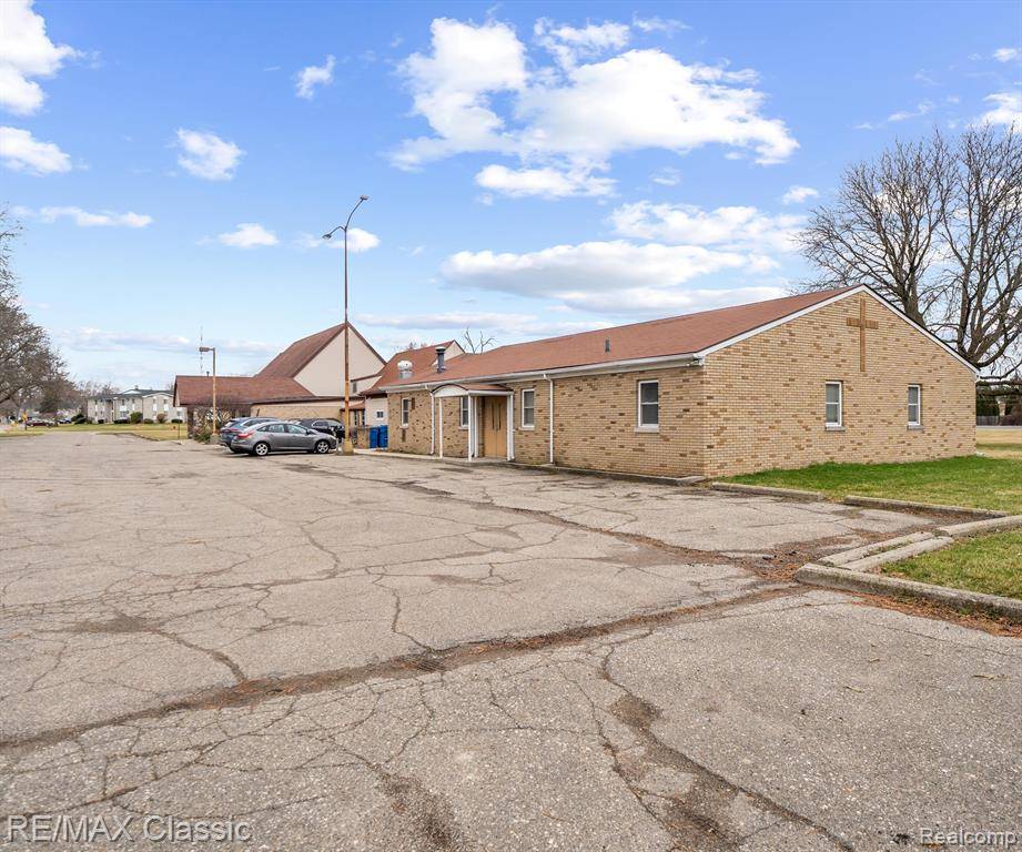 Dearborn Heights, MI 48127,26701 JOY Road