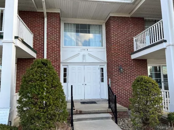 1730 HARRISON Avenue, Trenton, MI 48183