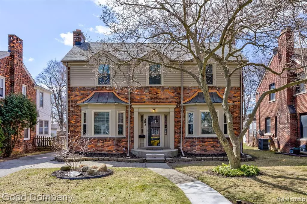 Detroit, MI 48215,233 RIVERSIDE Drive