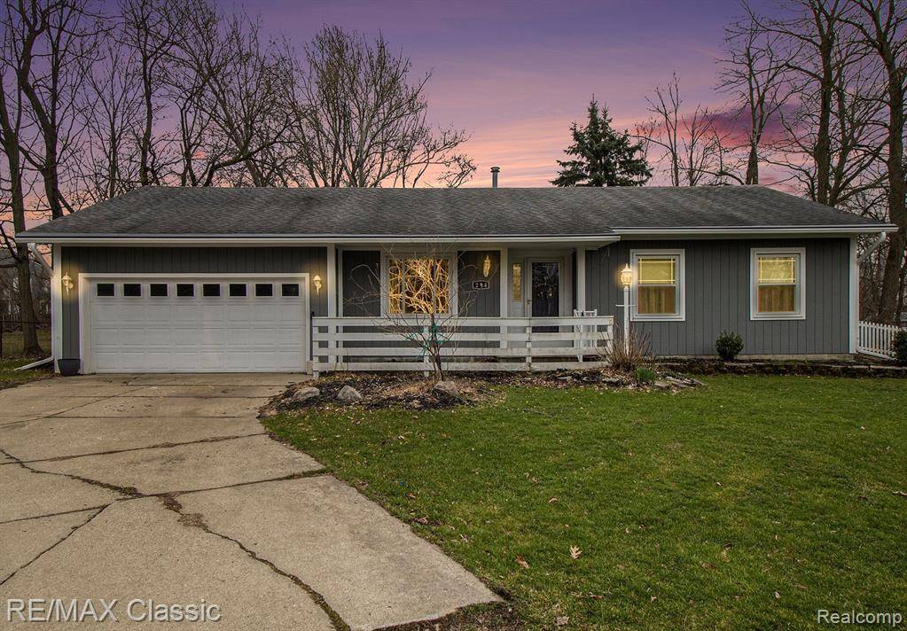 Walled Lake, MI 48390,294 CHERITON Street