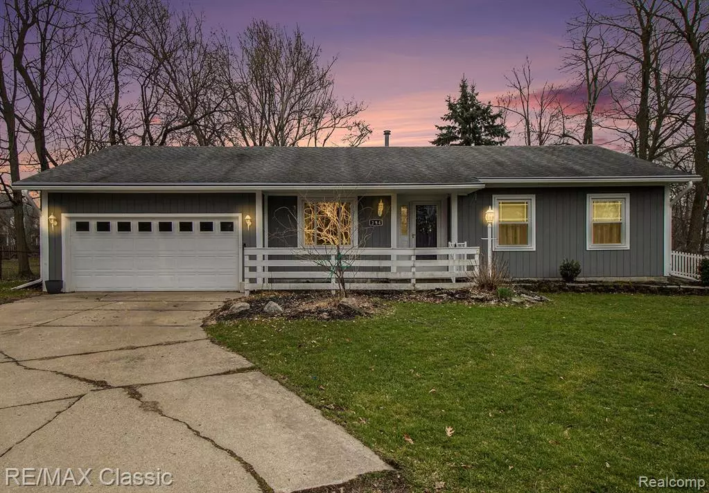 Walled Lake, MI 48390,294 CHERITON Street