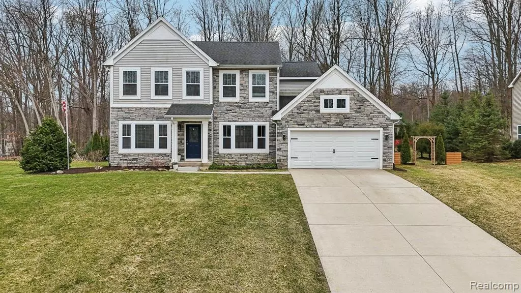 3097 PAINTED Drive, Howell, MI 48843