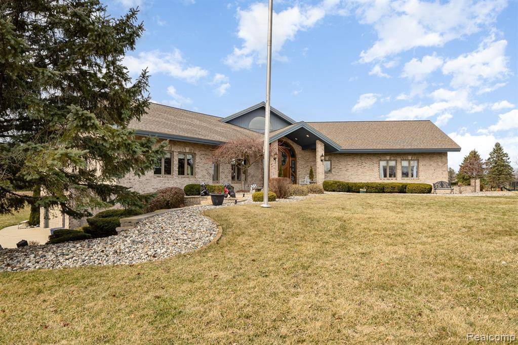 Saginaw, MI 48609,2091 N THOMAS Road