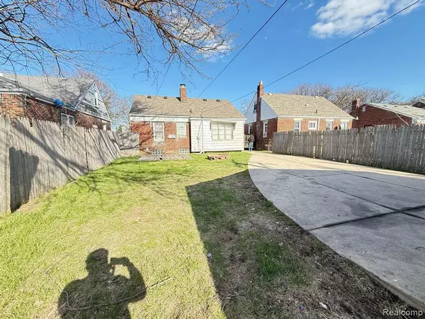 Detroit, MI 48205,20561 ALCOY Street