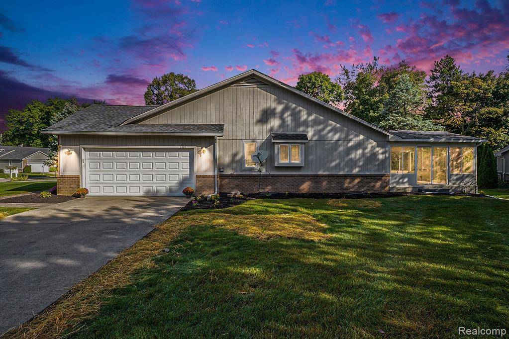 5509 HICKORY Circle, Flushing, MI 48433