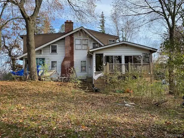 Lake Orion, MI 48362,1614 Ray Court