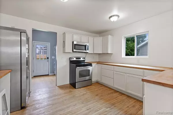 Ortonville, MI 48462,142 E GLASS Road