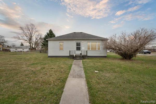 32495 TOD Avenue, Wayne, MI 48184