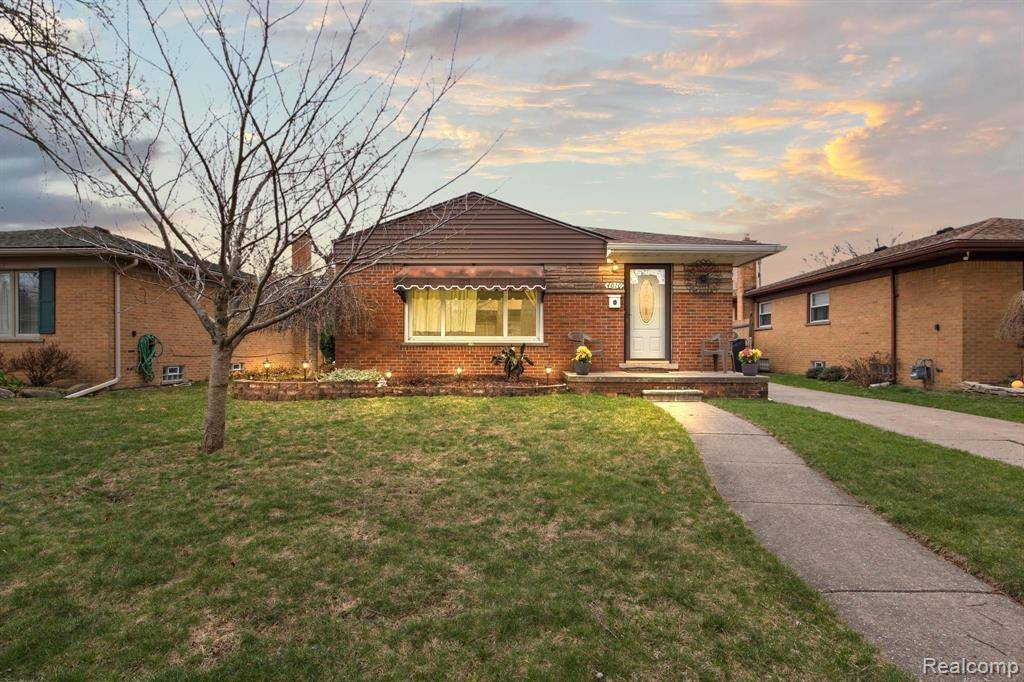 4010 Merrick Street, Dearborn Heights, MI 48125