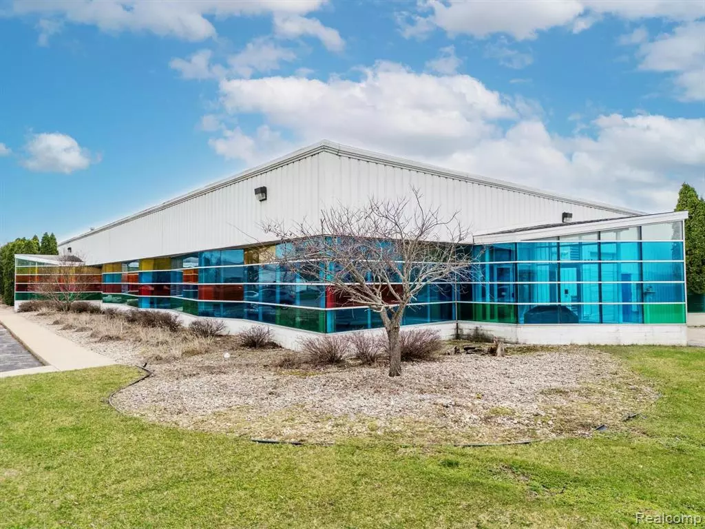 Webberville, MI 48892,901 HIGHVIEW Drive