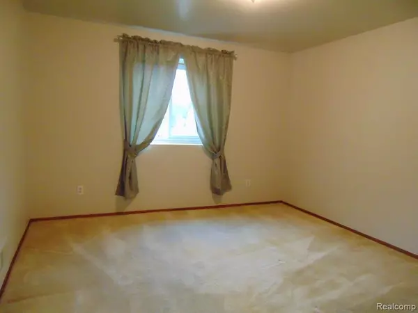 Clinton Twp, MI 48038,20559 Brandonwood Drive