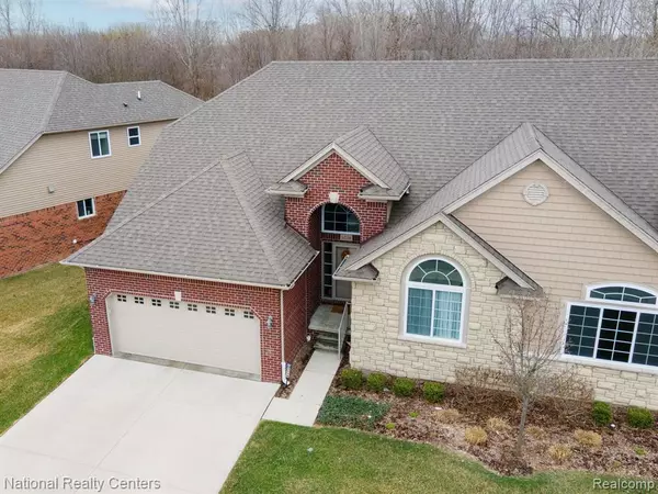 Warren, MI 48092,5236 HAWKSEYE Trace