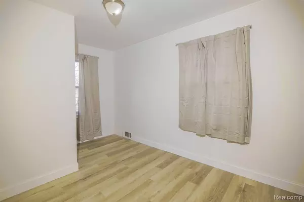 Pontiac, MI 48340,771 2ND Avenue