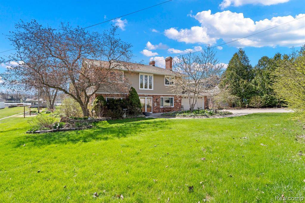 Brighton, MI 48843,2901 School Lake Drive