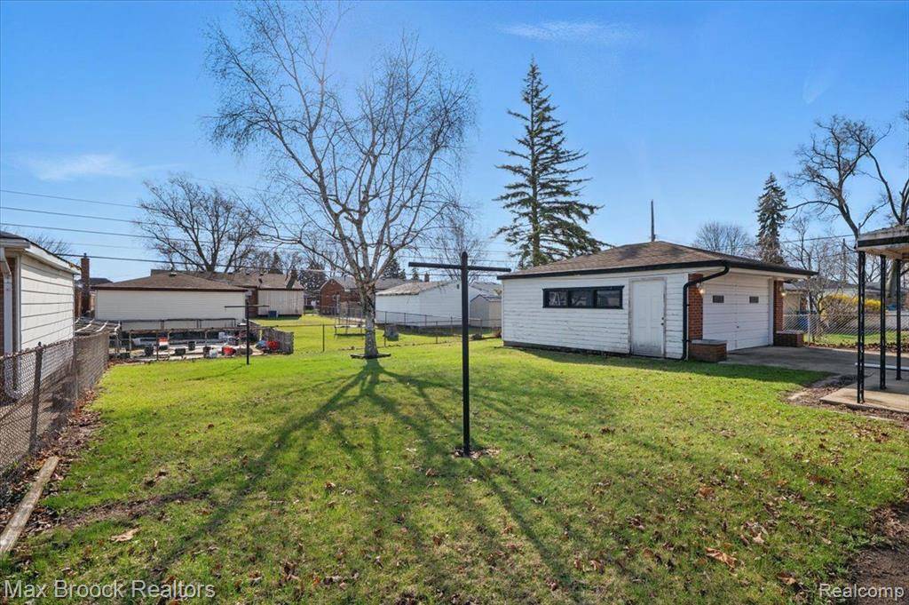 Warren, MI 48091,26630 THOMAS Street