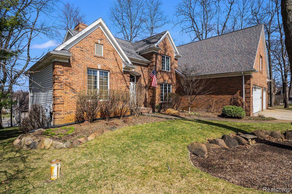 Linden, MI 48451,16175 PINE LAKE FOREST Drive