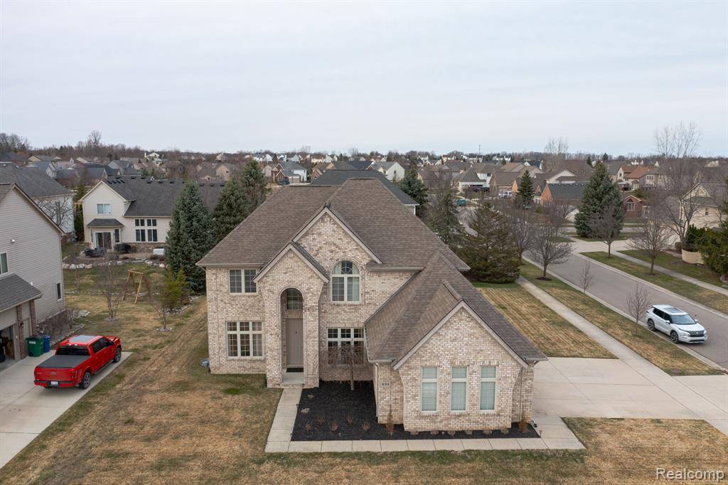 832 W BAY SHORE Drive, Oxford, MI 48371