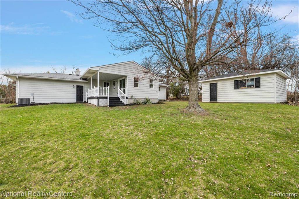 Rochester Hills, MI 48309,324 BREWSTER Road