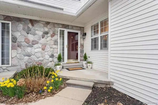 Grosse Ile, MI 48138,20187 Island Estate Drive