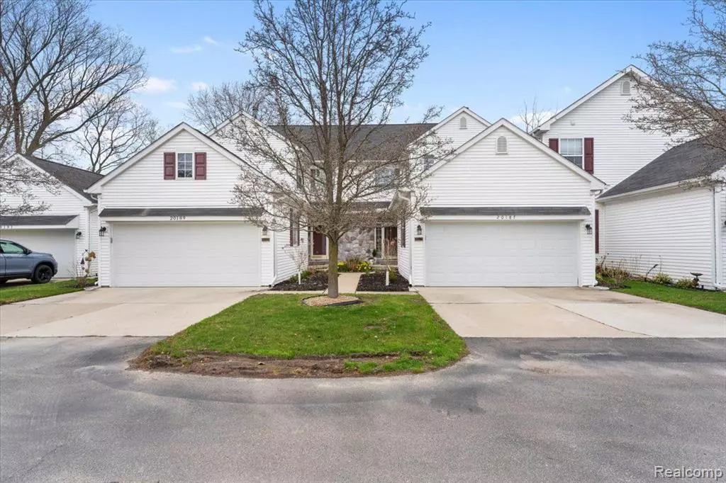Grosse Ile, MI 48138,20187 Island Estate Drive