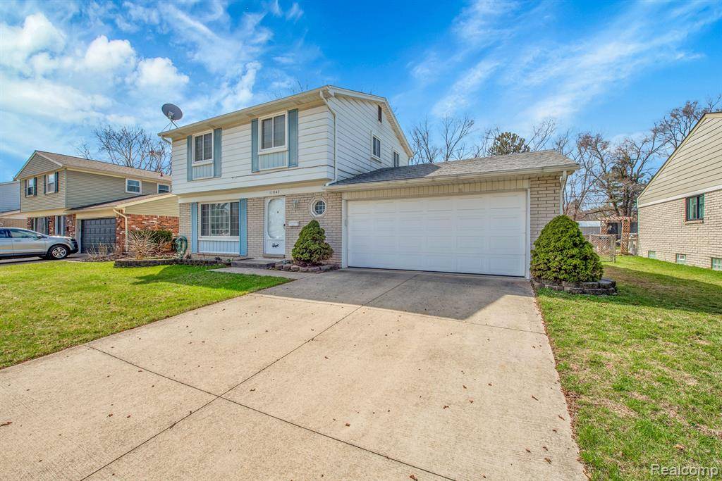 Plymouth, MI 48170,11547 ASPEN Drive